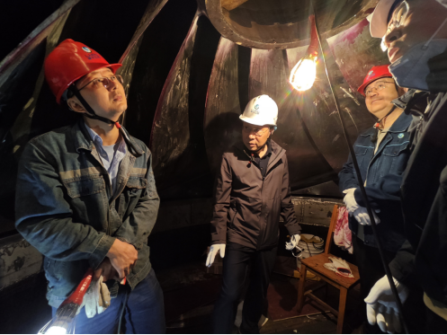 徐磊到江埡電站檢查安全生產(chǎn)工作